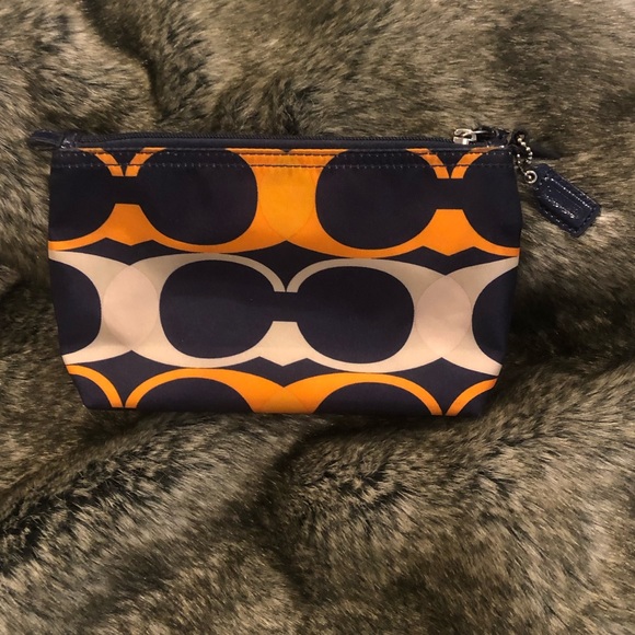 Coach Signature Travel Cosmetic Makeup Bag - Picture 5 of 10